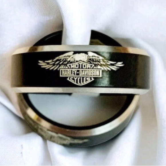 Size 13 black color motorcycle titanium 8mm ring. - Picture 8 of 10